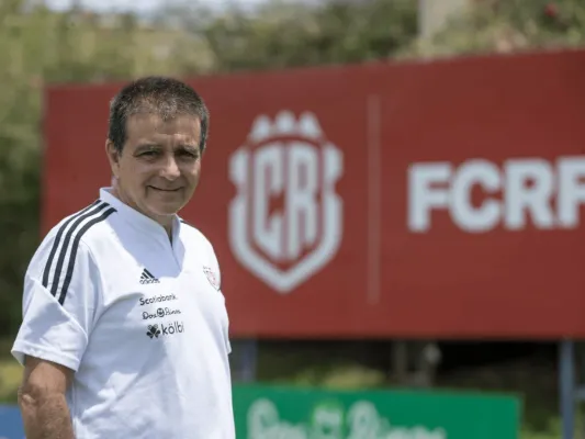 Claudio Vivavas regresa a su primer equipo (FCRF).