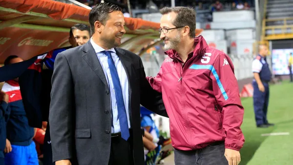 Juan Carlos Rojas y Jeaustin Campos no terminaron bien. (