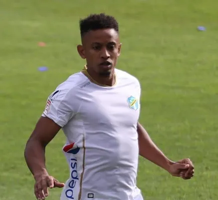 José Corena, jugador de Comunicaciones.