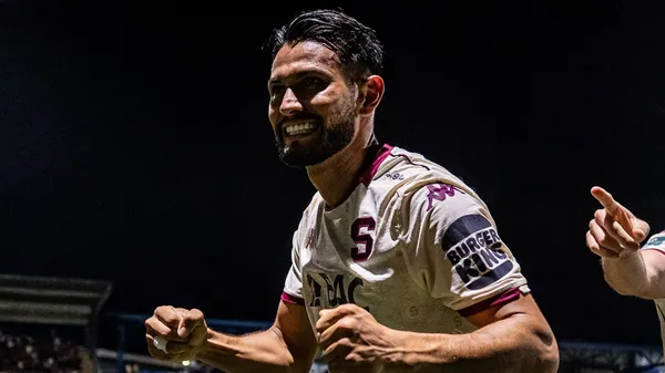 Deyver Vega expande su emprendimiento fuera del fútbol.