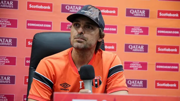 Andrés Carevic se refirió a la situación de Leonardo Menjívar.