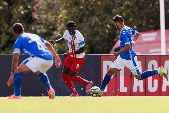 Alberth Elis tuvo su debut como titular en Marítimo. (