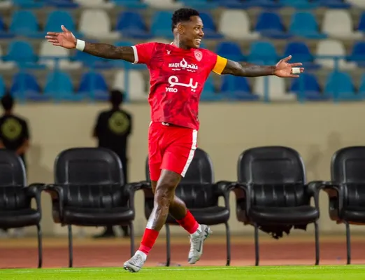 Romell Quioto es el máximo goleador de su equipo en Arabia (