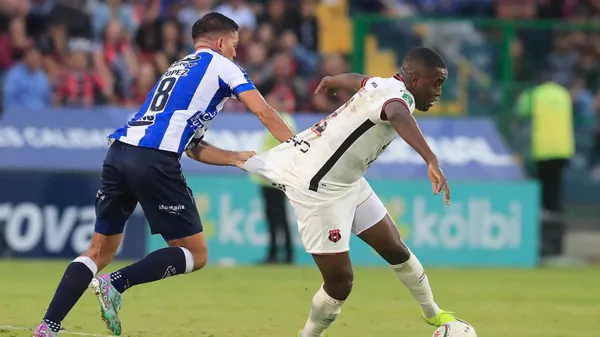 Joel Campbell con Alajuelense