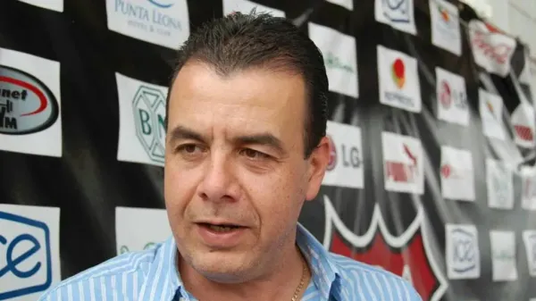Vásquez reveló que LDA buscará cambiar la fecha de la Gran Final.