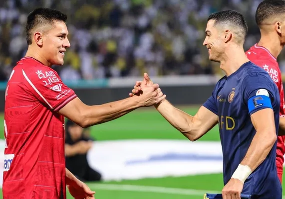 Así le fue a Óscar Duarte enfrentando a Cristiano Ronaldo