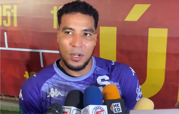 Alvarado no se guardó nada luego de la derrota del Monstruo (Twitter).