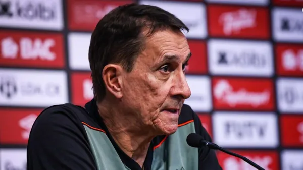 Guimaraes no se escondió tras la derrota (LDA).