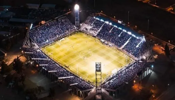Estadio Padre Ernesto Martearena en Salta (