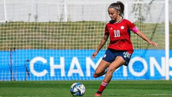 Daniel Ocampo es la 10 del Sub 17 de Costa Rica. (