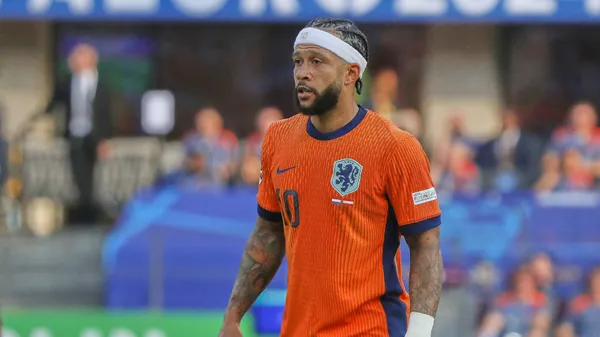 Memphis Depay, uno de los talentosos jugadores libres. (Getty Images)