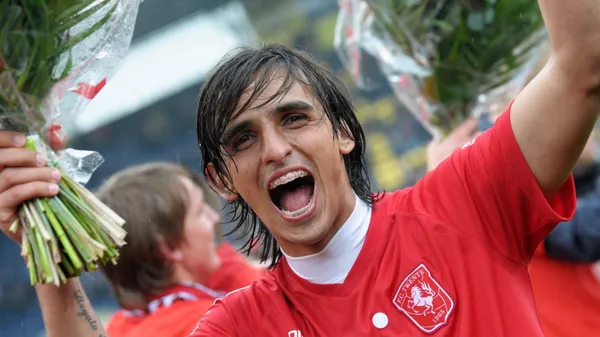 Bryan Ruiz tuvo una carrera repleta de éxitos en el Twente. (