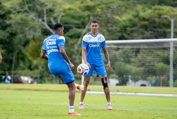 La selección de Honduras ya ha entrenado con el Trionada