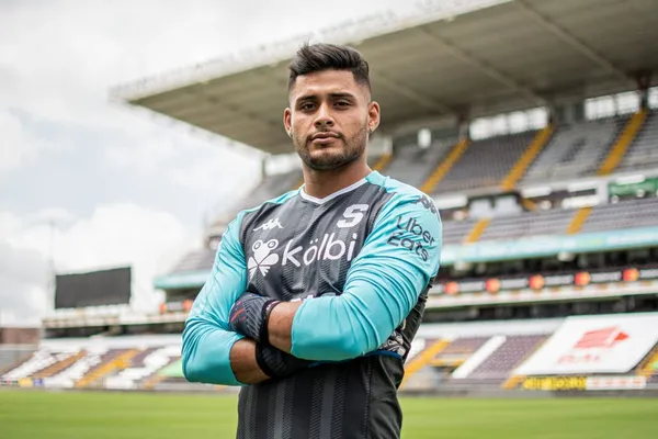 Kevin Chamorro con Saprissa