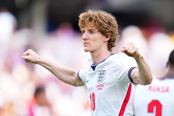 Anthony Gordon le ganó la pulseada a Marcus Rashford en Inglaterra (Getty Images).
