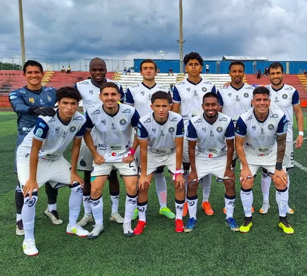 Los Pitbulls de Santa Bárbara (Pitbulls FC).
