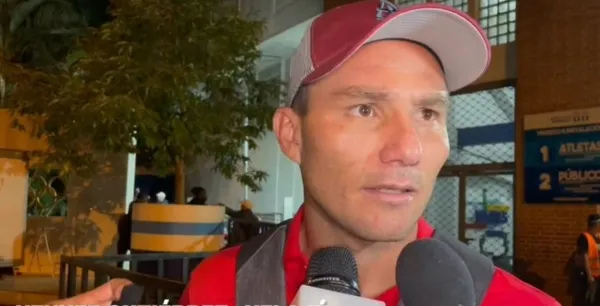 Kenner Gutiérrez no será más jugador de Xelajú - Antocha Deportiva