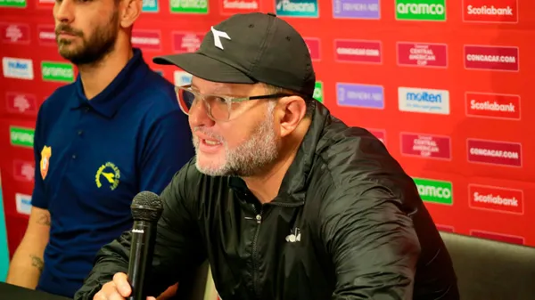 Jafet Soto le respondió al DT de Motagua.