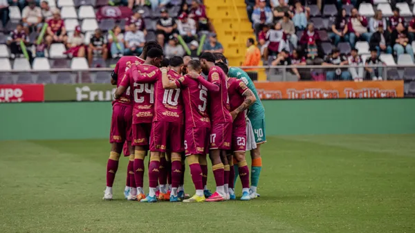 Saprissa puede pasar de ronda este mismo jueves (Saprissa).