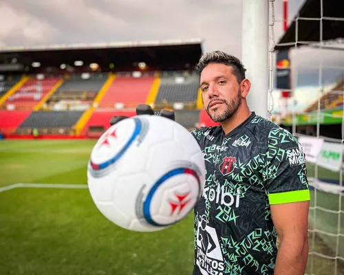 Leo Moreira - Alajuelense