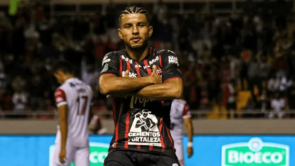 Johan Venegas no se fue bien de Alajuelense. (