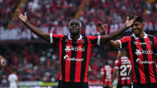 Joel Campbell termina su contrato en junio de este año. (