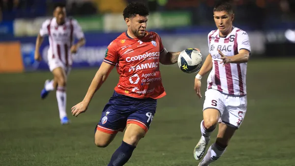 Saprisa venció 1-0 a San Carlos en la primera jornada del Clausura 2025 con el gol de Marvin Loria. (