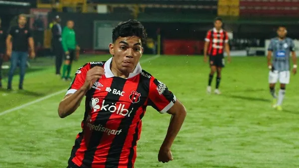 Leo Menjívar - Alajuelense