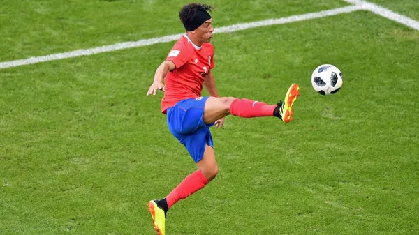 Christian Bolaños en acción con la Sele durante Rusia 2018. (