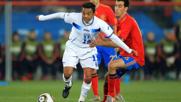 Dani Turcios jugando el Mundial 2010 frente a España. 