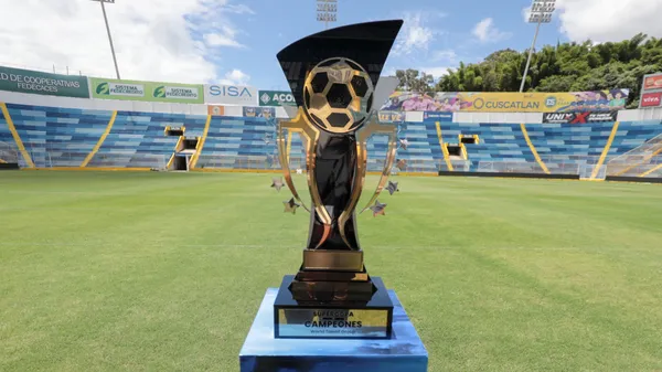 Así luce el trofeo de la Supercopa de Campeones. (