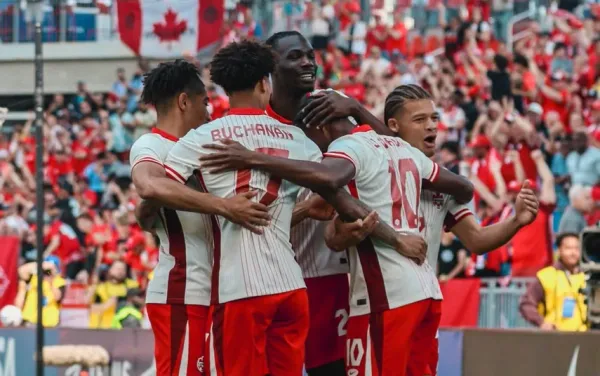 Canadá mete miedo tras el triunfazo ante Ucrania y el gran empate contra Costa de Marfil, son candidatos al título. (