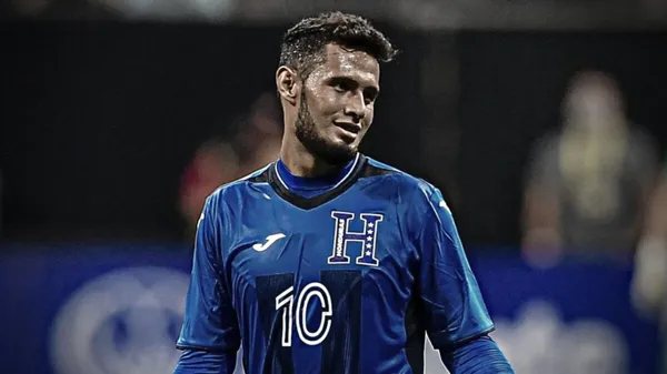 Edrick Menjívar quiere contar con Alex López en el 2024. (