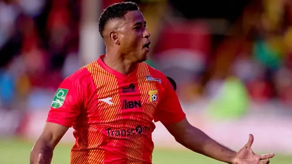 Allan Cruz marcó 6 goles en los 26 partidos que jugó Herediano este semestre. (