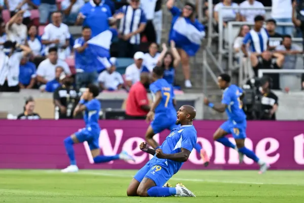 Curazao sigue con vida en el torneo gracias al empate en el último minuto contra Canadá. (