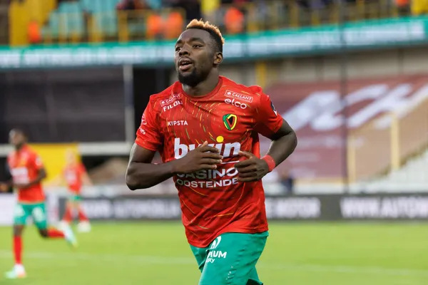 Thierry Ambrose le anotó a Canadá en el 2-2 de la primera fecha.