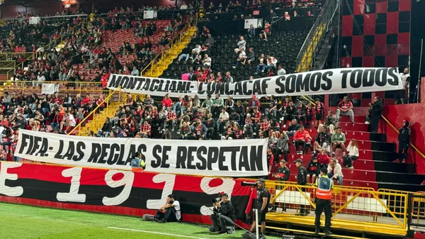 El mensaje de los aficionados de Alajuelense a Concacaf y FIFA.