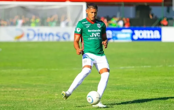 Javier Rivera es el mejor defensor de Marathón en el Clausura 2025. (