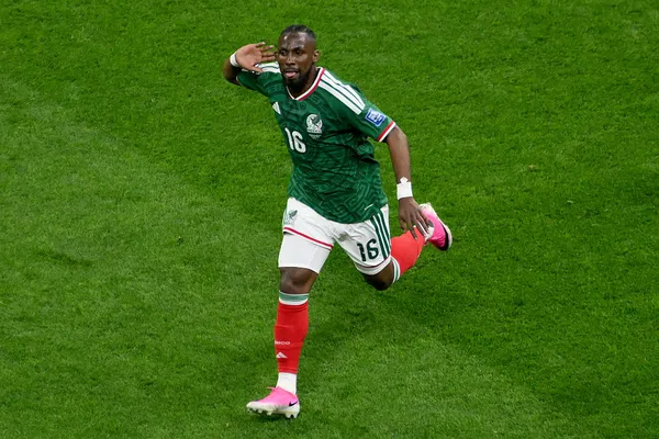 Julian Quiñones le aporta potencia y explosividad al ataque mexicano (Getty Images).