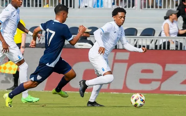 Cristian Sacaza no convenció a Reinaldo Rueda para continuar con el plantel de la H. (