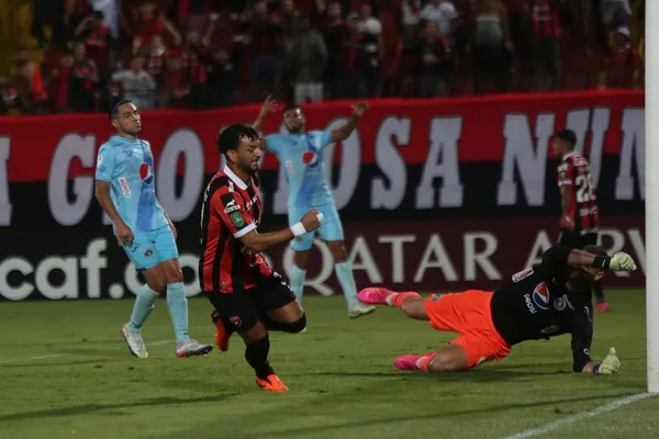 Alajuelense le recetó un histórico 5-1 a Motagua la última vez que se enfrentaron. (