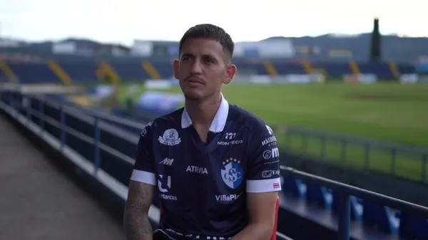 Cristopher Núñez renovó en Cartaginés con dos importantes cláusulas.