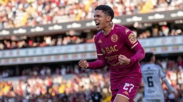 Rachid Chirino se iría cedido a préstamo.