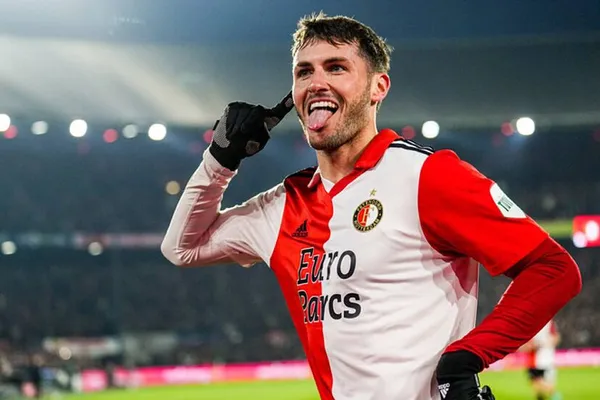 Santiago Giménez con el Feyenoord