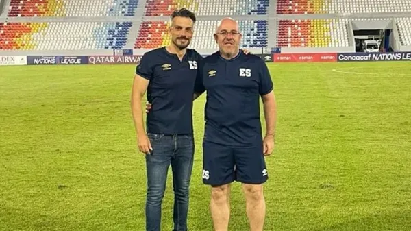 Rubén de la Barrera se llevará a Manu Torres al Vizela.