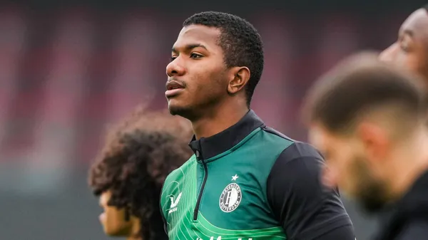 Jeyland Mitchell sufre con su presente en Países Bajos.