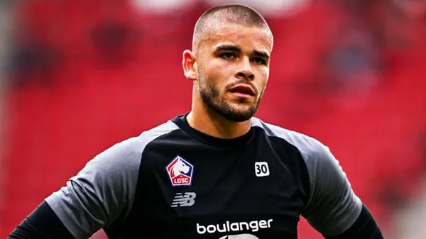 Lucas Chevalier, portero del Lille