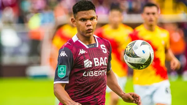 Albert Barahona no entraría en convocatoria contra Liberia. (