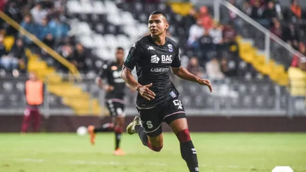 Jorkaeff Azofeifa no seguiría en Saprissa.