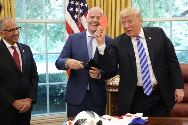 Trump e Infantino, aliados una vez más. (Getty Images)